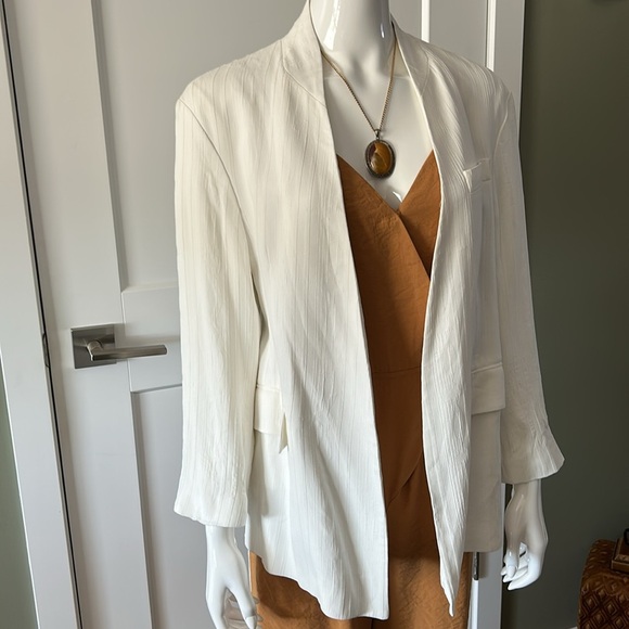 Zara Woman Textured White Blazer Jacket - Picture 14 of 17